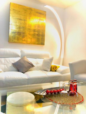 Lake & Mountain View Apartment I 27